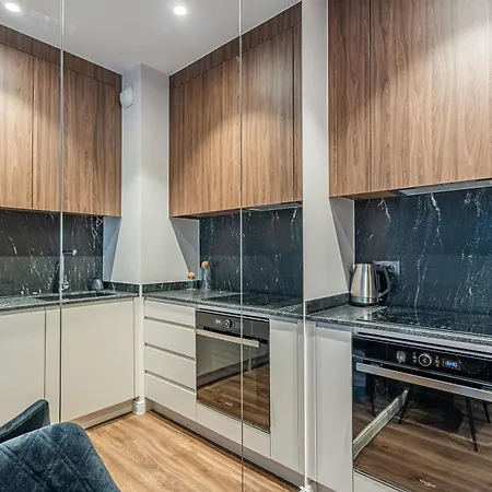 Lakowa 60e Z Garazem Blisko Starego Miasta By Perferctapart *