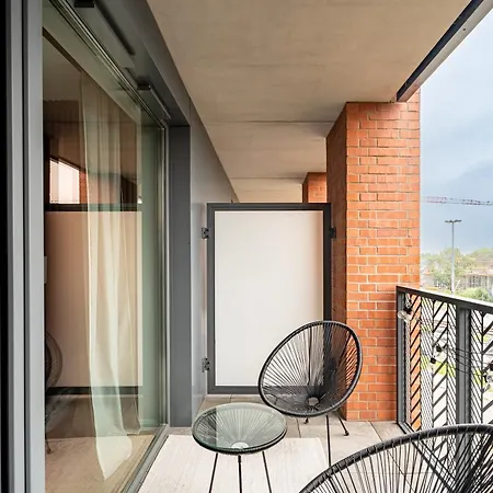 Lägenhet Lakowa 60e Z Garazem Blisko Starego Miasta By Perferctapart