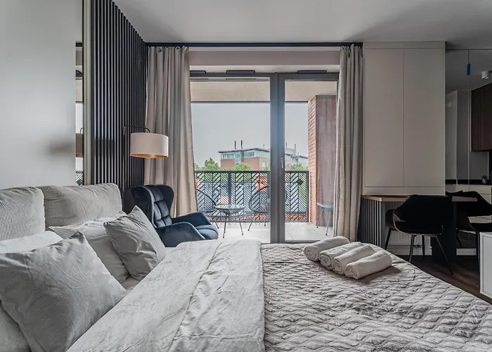 Lakowa 60e Z Garazem Blisko Starego Miasta By Perferctapart * Гданьск